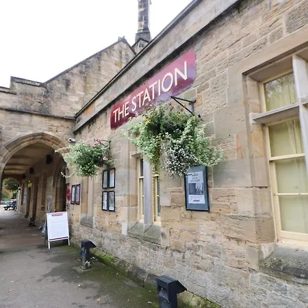 Jasmine * Richmond (North Yorkshire)